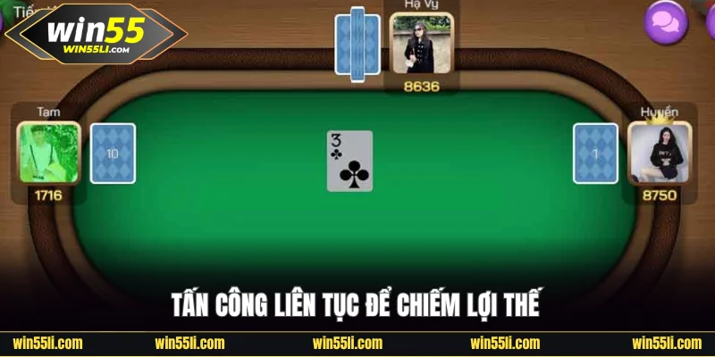 Tấn công liên tục để áp sát đối thủ